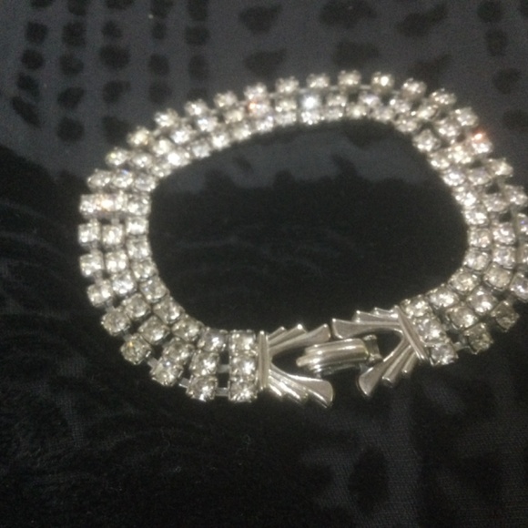 Art Deco rhinestone tennis bracelet - Picture 4 of 4
